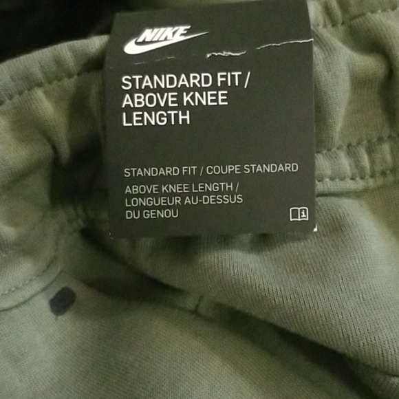 Mens Nike Tech Shorts - Picture 4 of 4